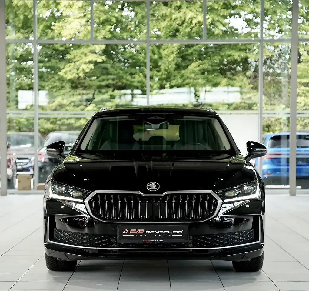 Skoda Superb 1.5 TSI DSG - foto 2