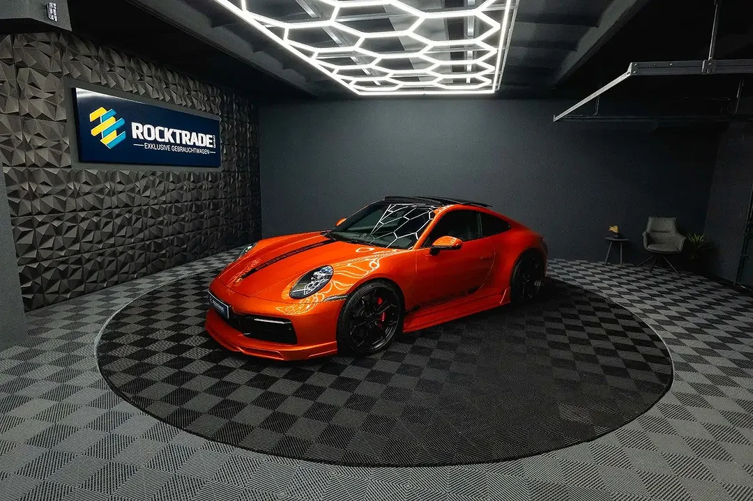 Porsche 992 Carrera 4 S - Afbeelding 1