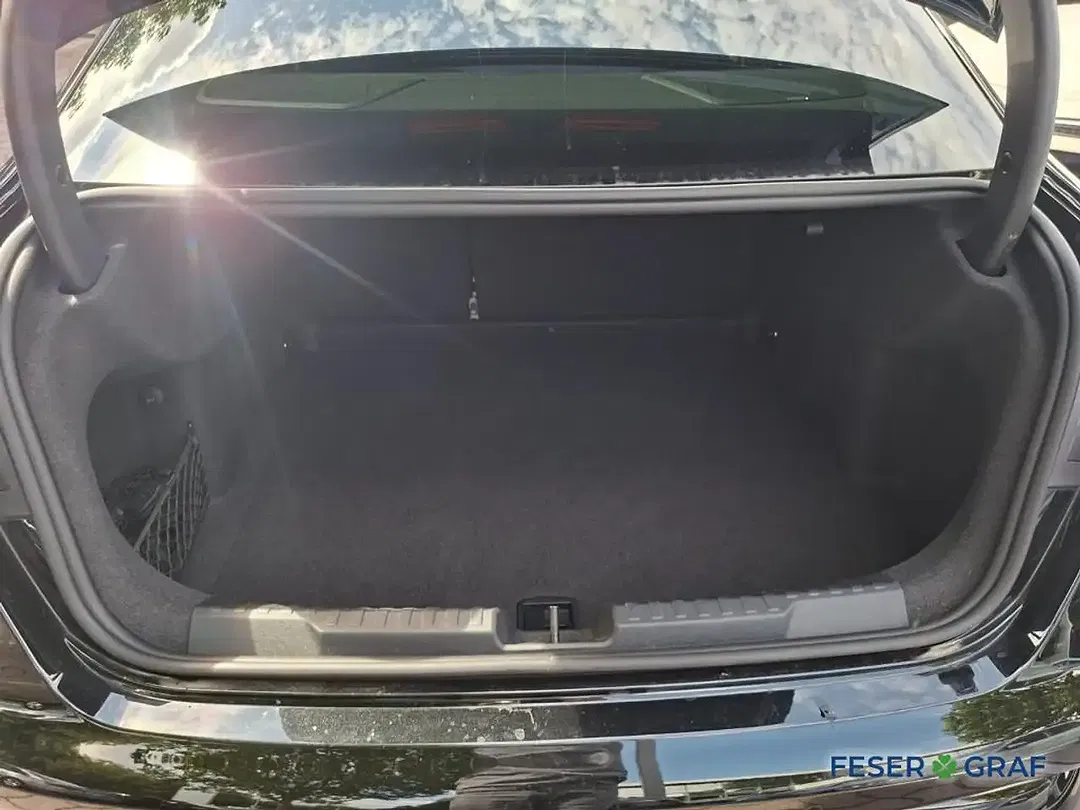 Audi S3 - Thumbnail 5