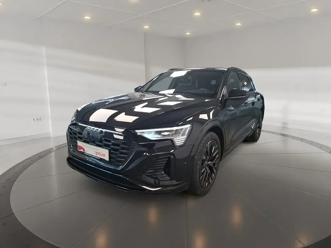 Audi Q8 e-tron 55 quattro S line - foto 2