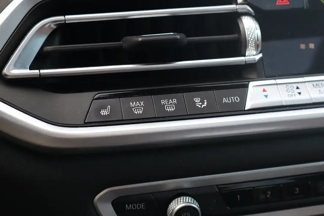 BMW X5 3.0 xDrive - Thumbnail 11