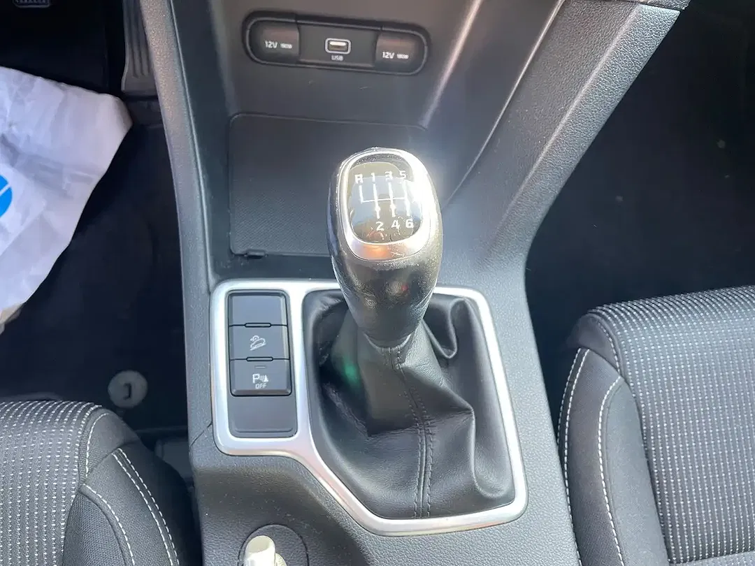 Kia Sportage 1.6 CRDi - Thumbnail 13