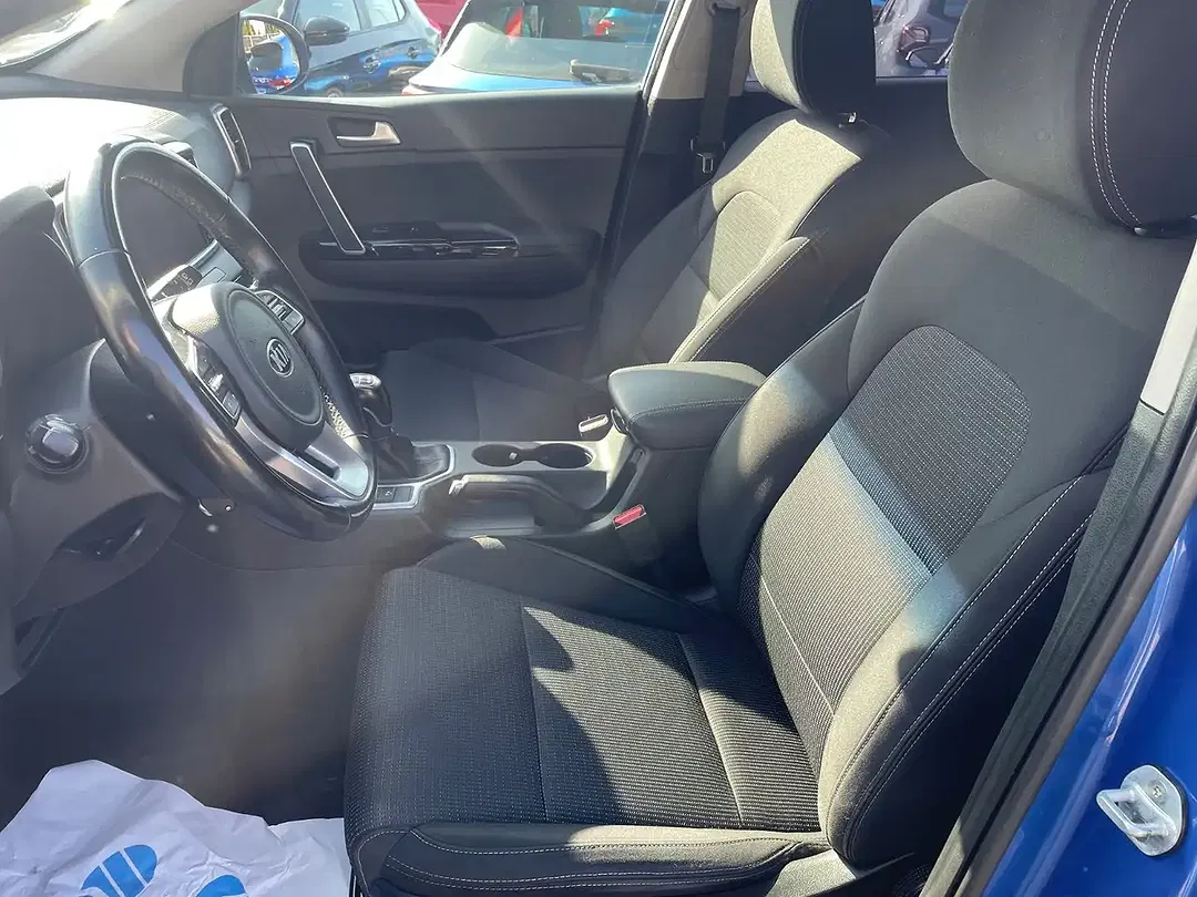 Kia Sportage 1.6 CRDi - Thumbnail 8