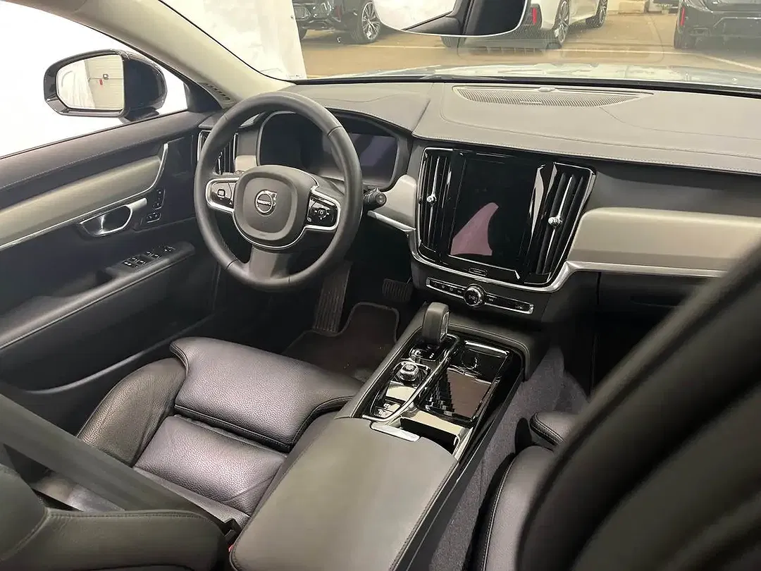 Volvo V90 T6 PHEV AWD Twin Engine Plus Dark - Thumbnail 5
