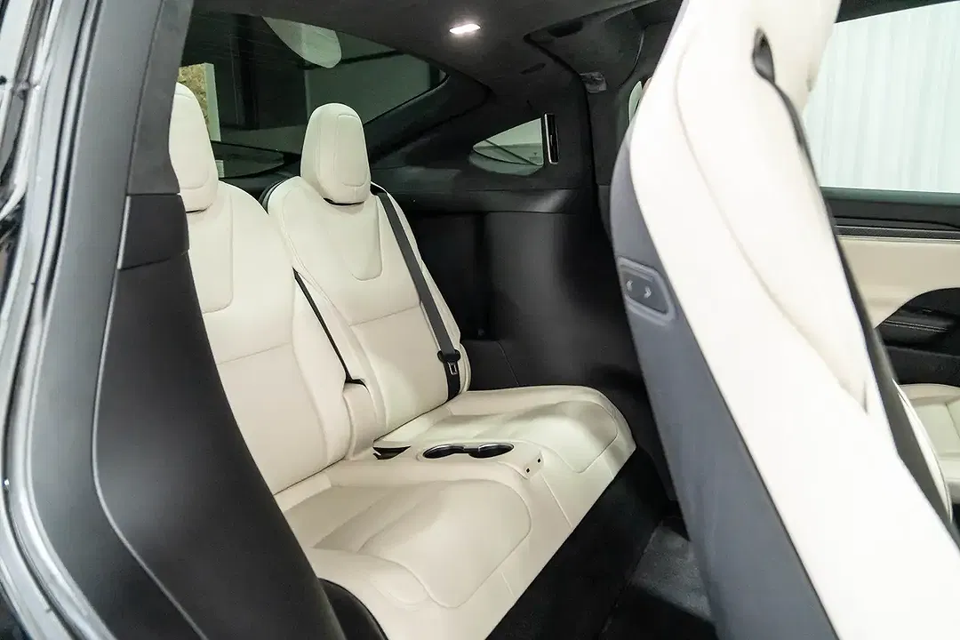 Tesla Model X AWD Plaid - Thumbnail 20