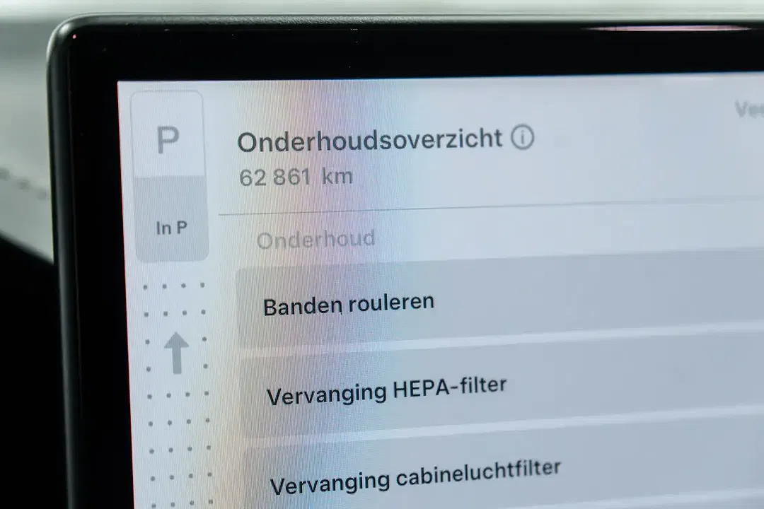 Tesla Model X AWD Plaid - Thumbnail 37