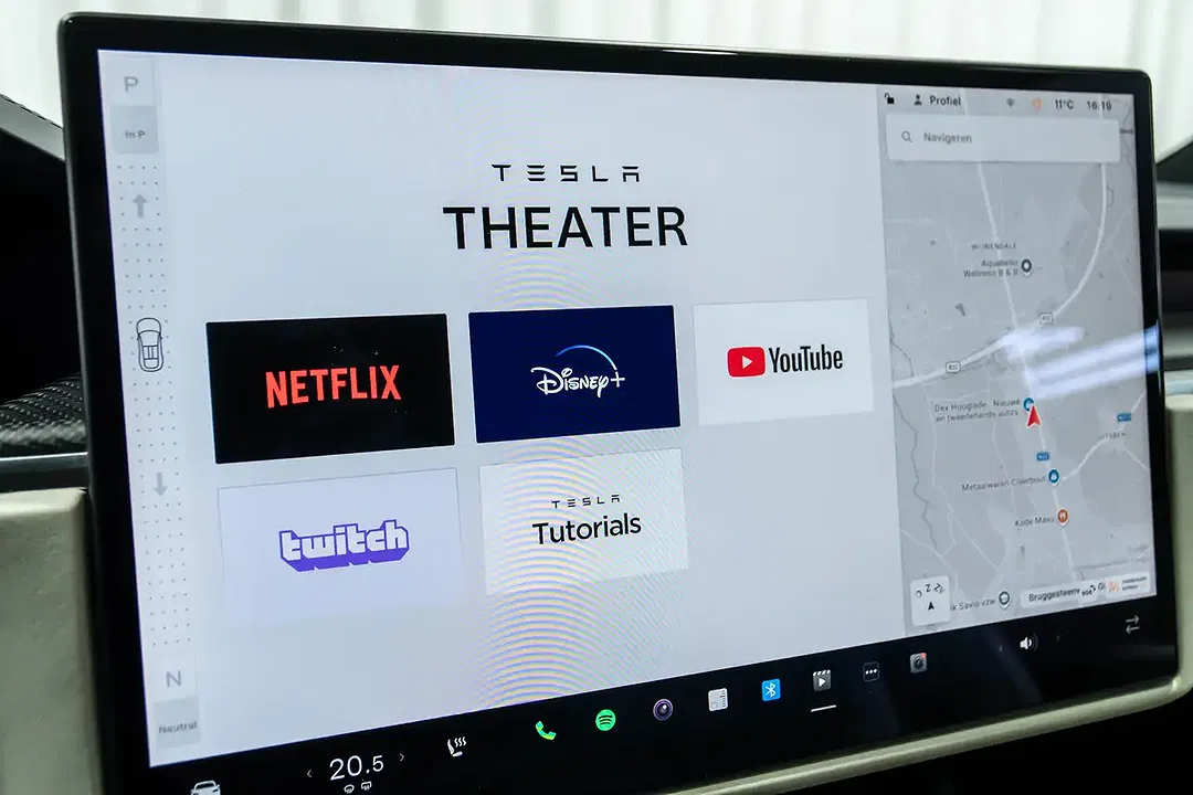 Tesla Model X AWD Plaid - Thumbnail 39