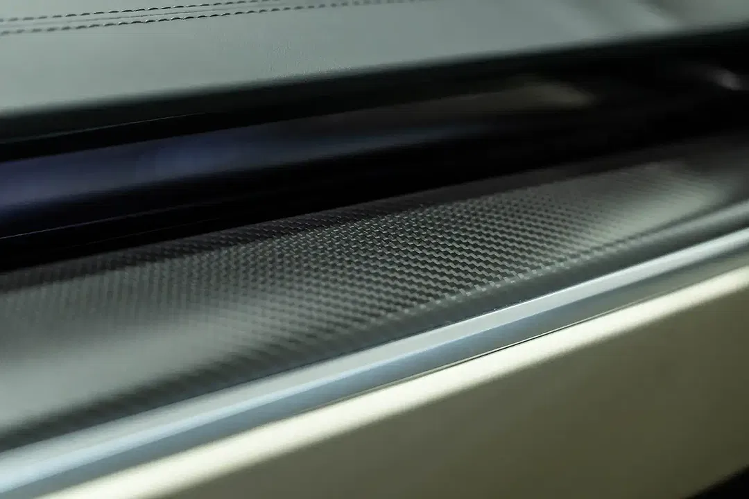 Tesla Model X AWD Plaid - Thumbnail 43