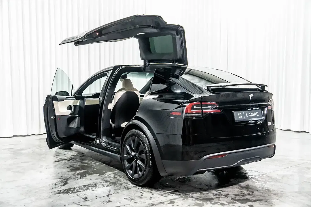 Tesla Model X AWD Plaid - Thumbnail 46