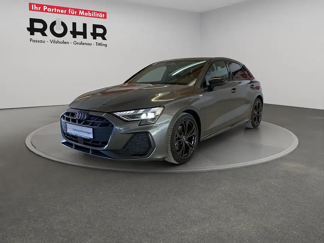 Audi A3 40 TFSI S tronic quattro Sportback S line - Thumbnail 1