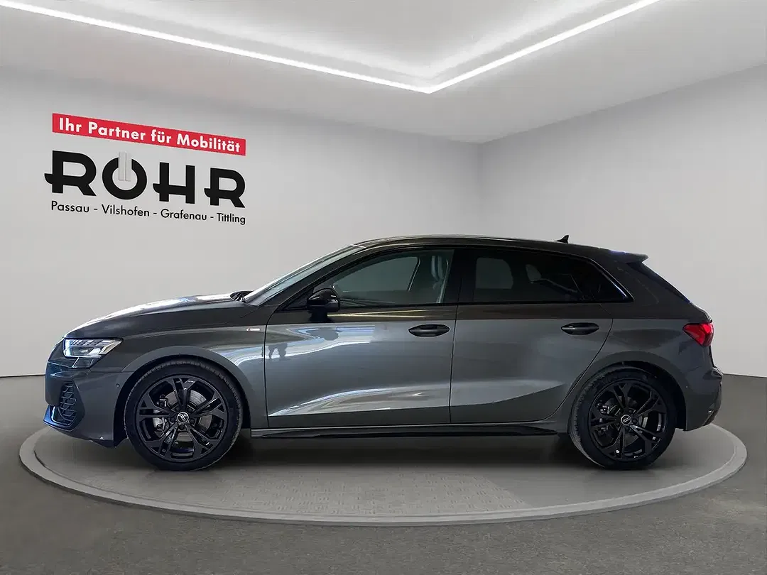 Audi A3 40 TFSI S tronic quattro Sportback S line - Thumbnail 3