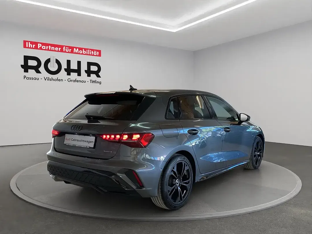 Audi A3 40 TFSI S tronic quattro Sportback S line - Thumbnail 4