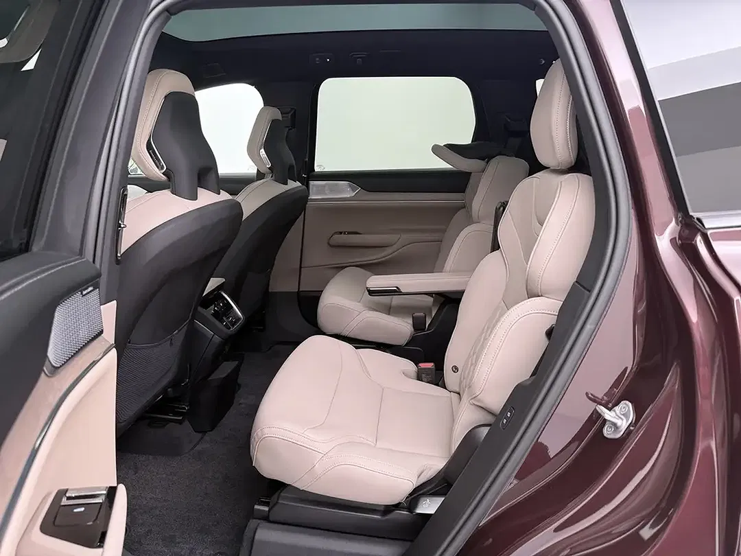 Volvo EX90 eAWD Plus - Thumbnail 14