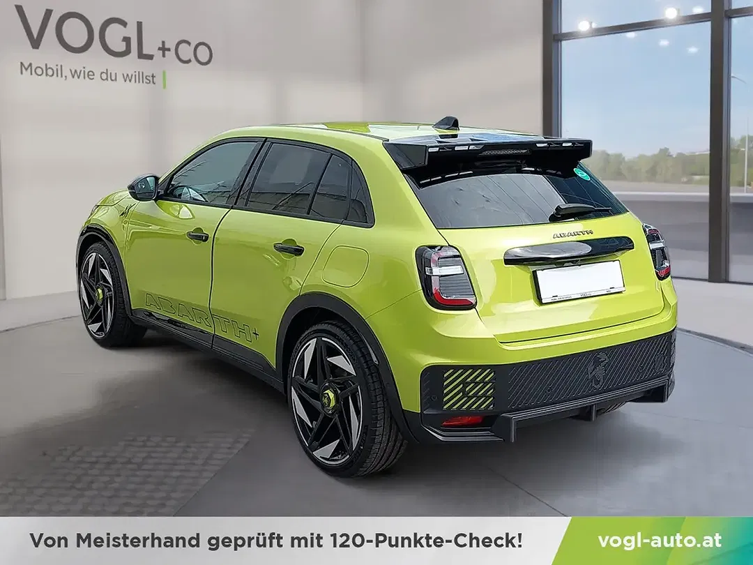 Abarth 600e Scorpionissima - Thumbnail 3