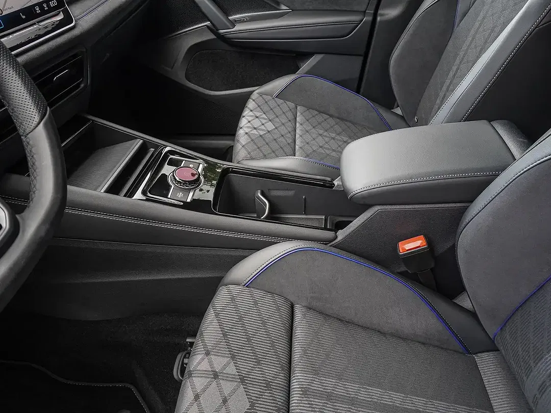 Volkswagen Tayron 1.5 eTSI eHybrid R-Line - foto 14