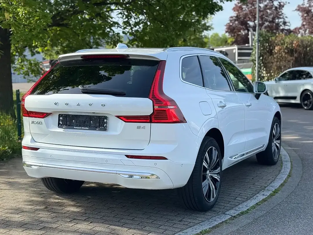 Volvo XC60 - Thumbnail 7