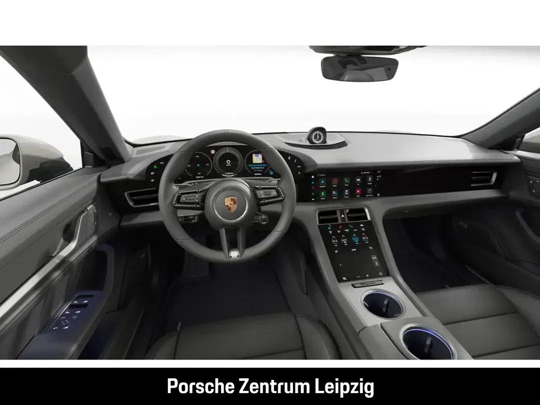 Porsche Taycan Cross Turismo - Thumbnail 7