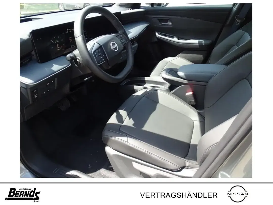 Nissan Leaf - Thumbnail 10