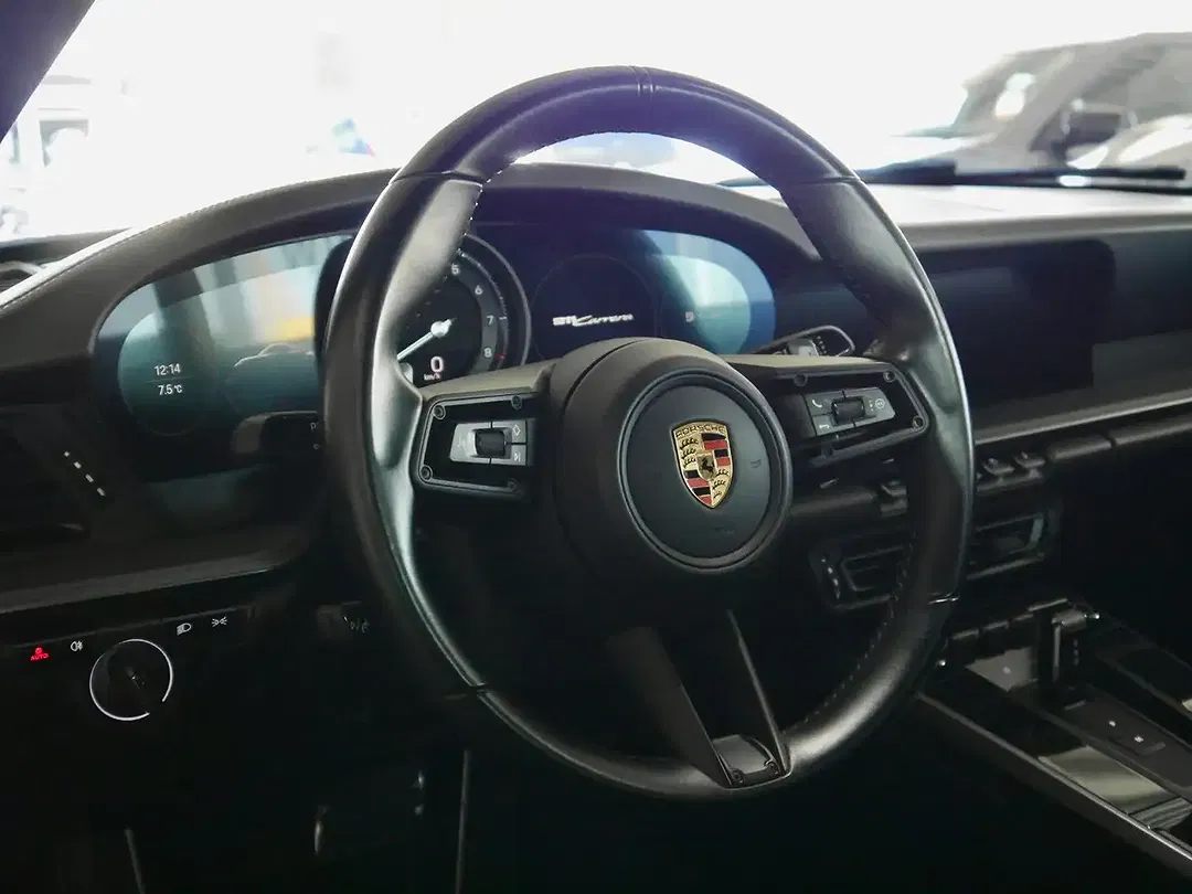 Porsche 992 Carrera - Thumbnail 13