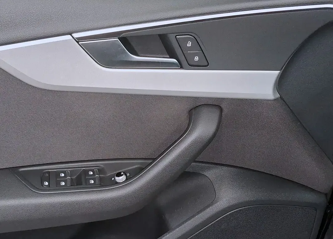 Audi A4 35 TFSI Avant - Thumbnail 11