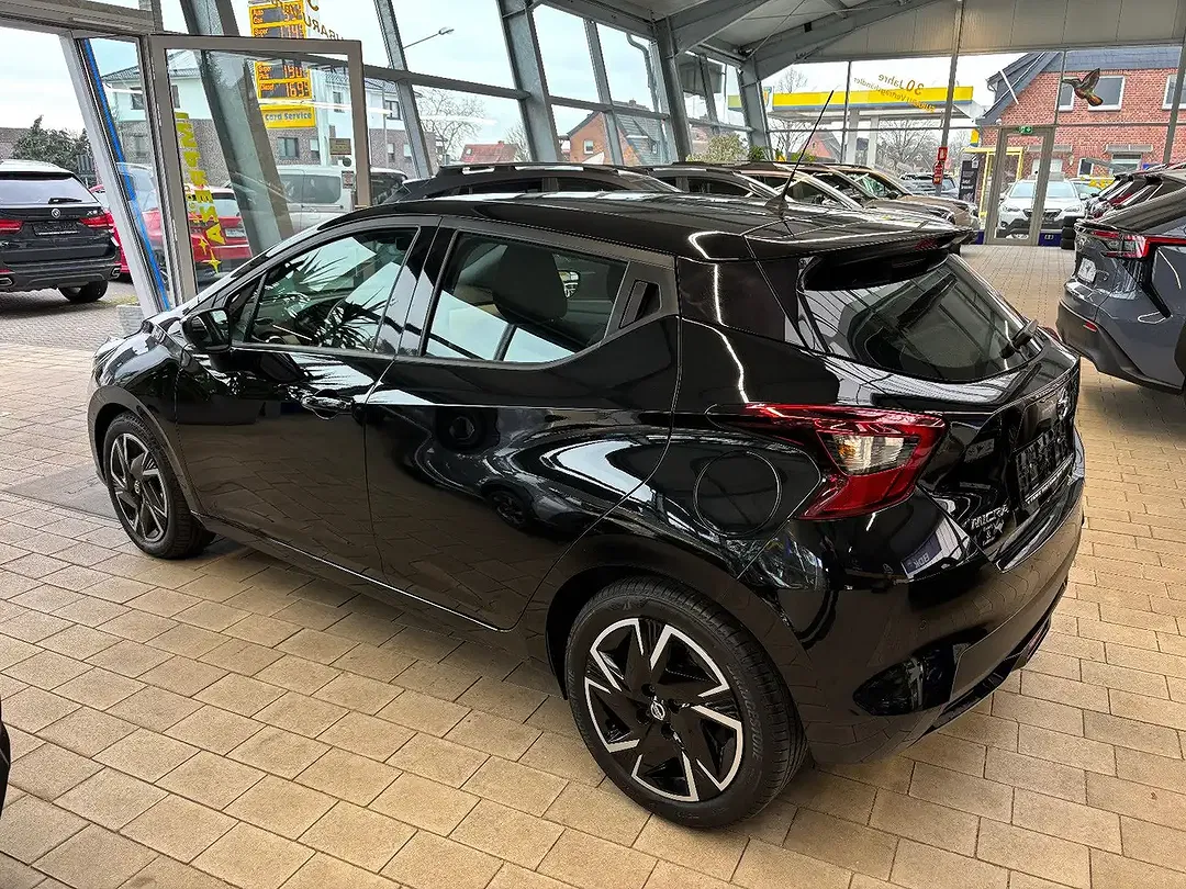 Nissan Micra N-Way - Thumbnail 3