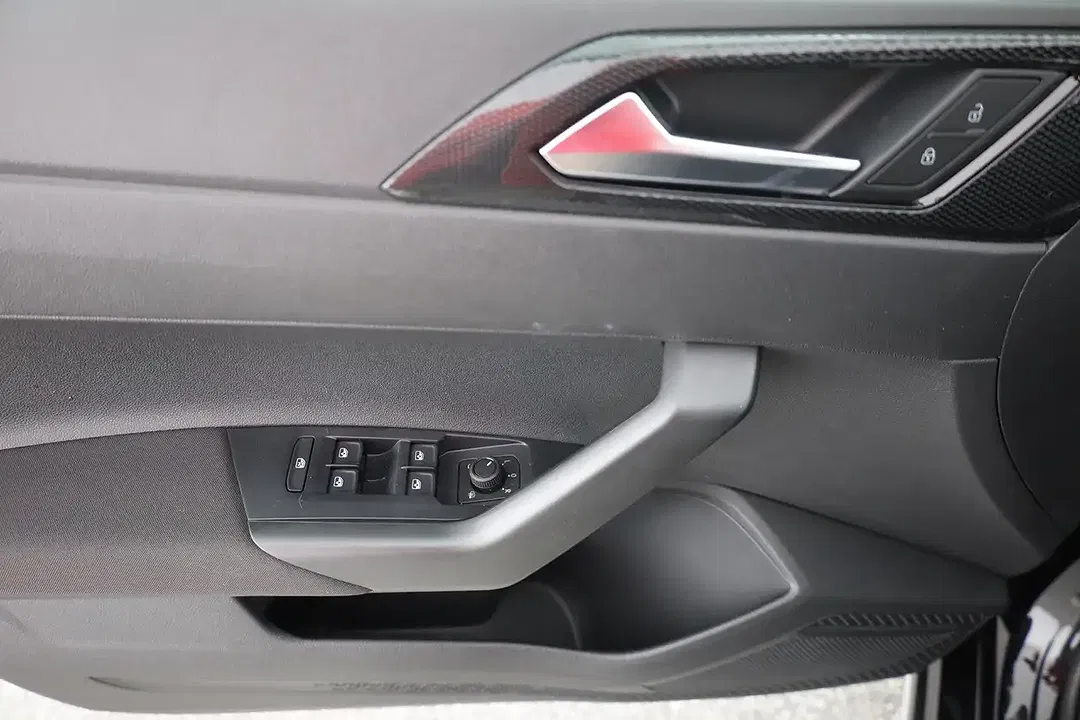 Volkswagen Taigo 1.5 TSI DSG - Thumbnail 20