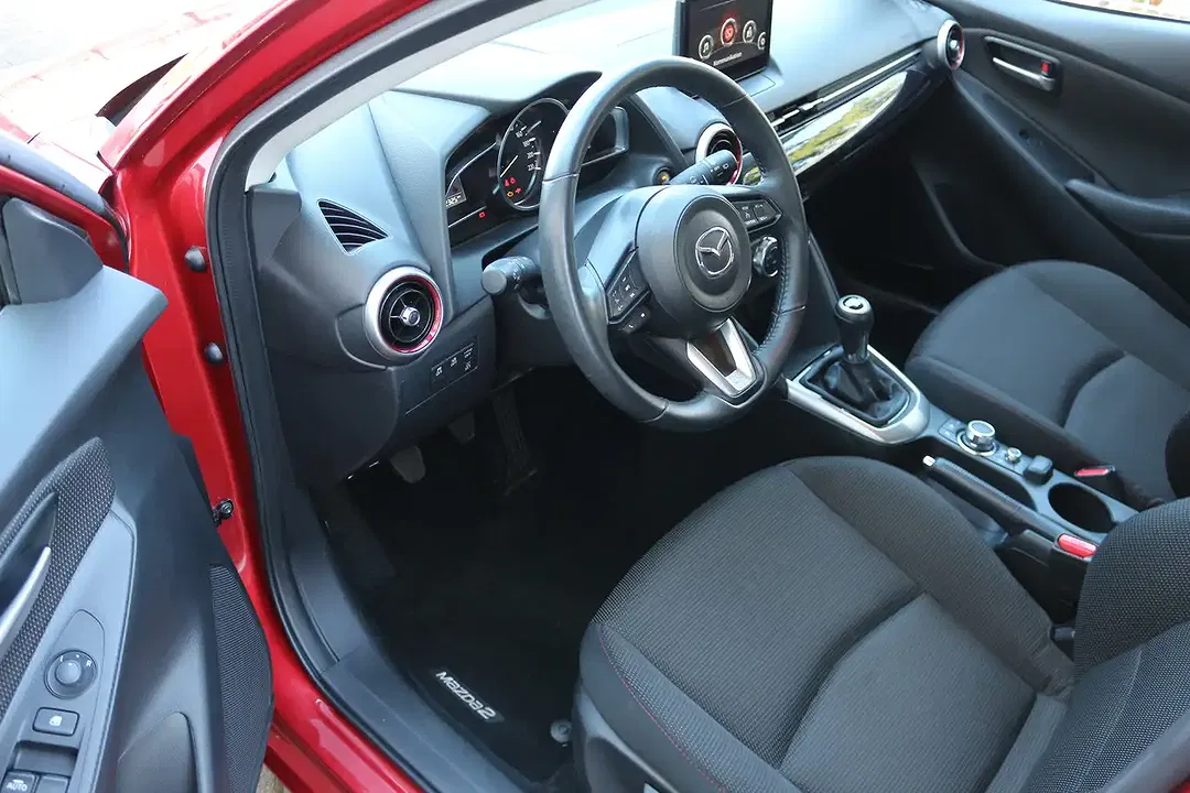 Mazda 2 SKYACTIV-G - Thumbnail 11