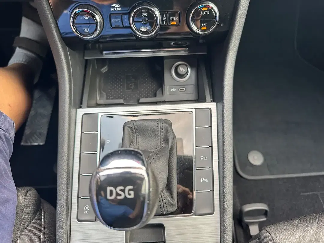 Skoda Superb 1.5 DSG Style - Thumbnail 17