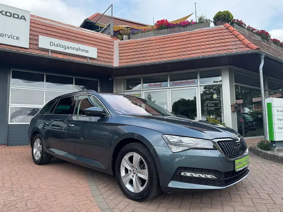 Skoda Superb 1.5 DSG Style - Thumbnail 3