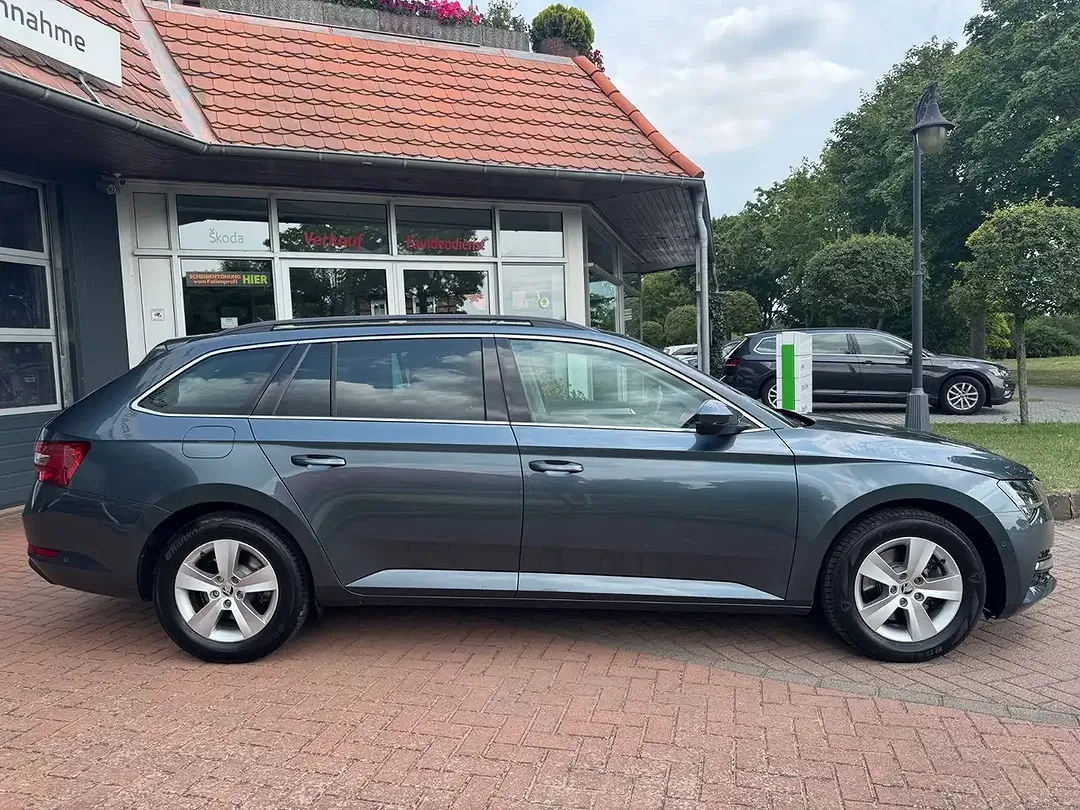Skoda Superb 1.5 DSG Style - Thumbnail 4