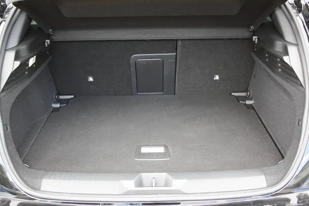 Opel Astra GS - Thumbnail 11