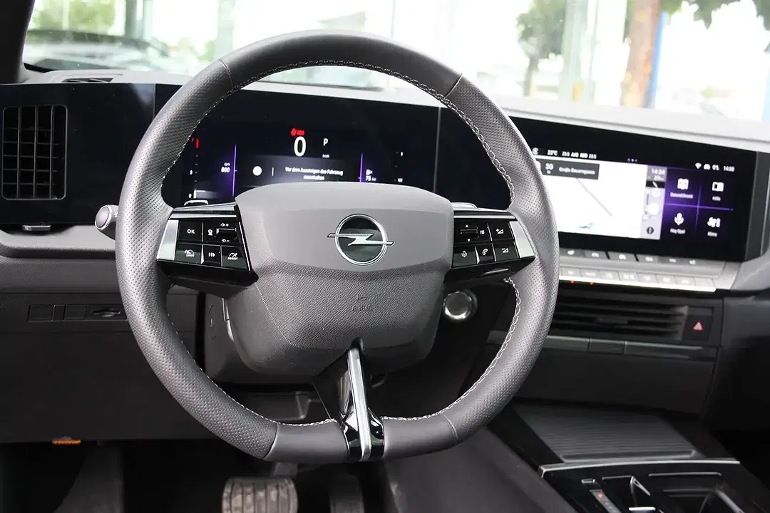 Opel Astra GS - Thumbnail 9