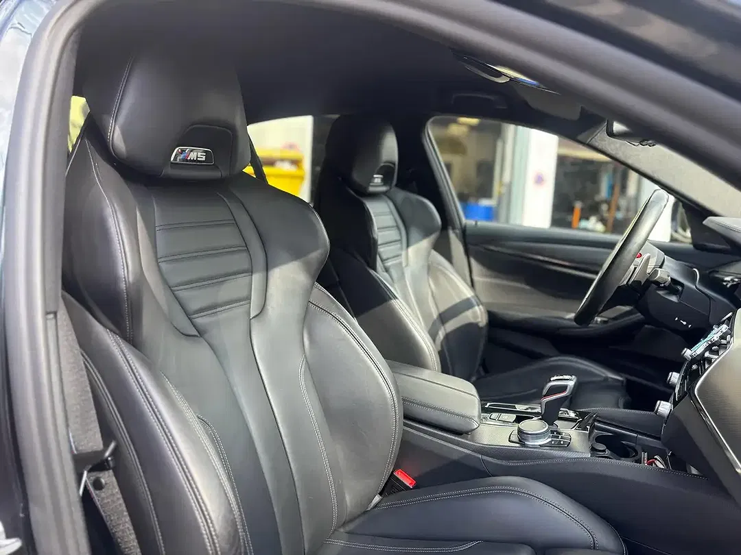 BMW M5 4.4 - Thumbnail 8