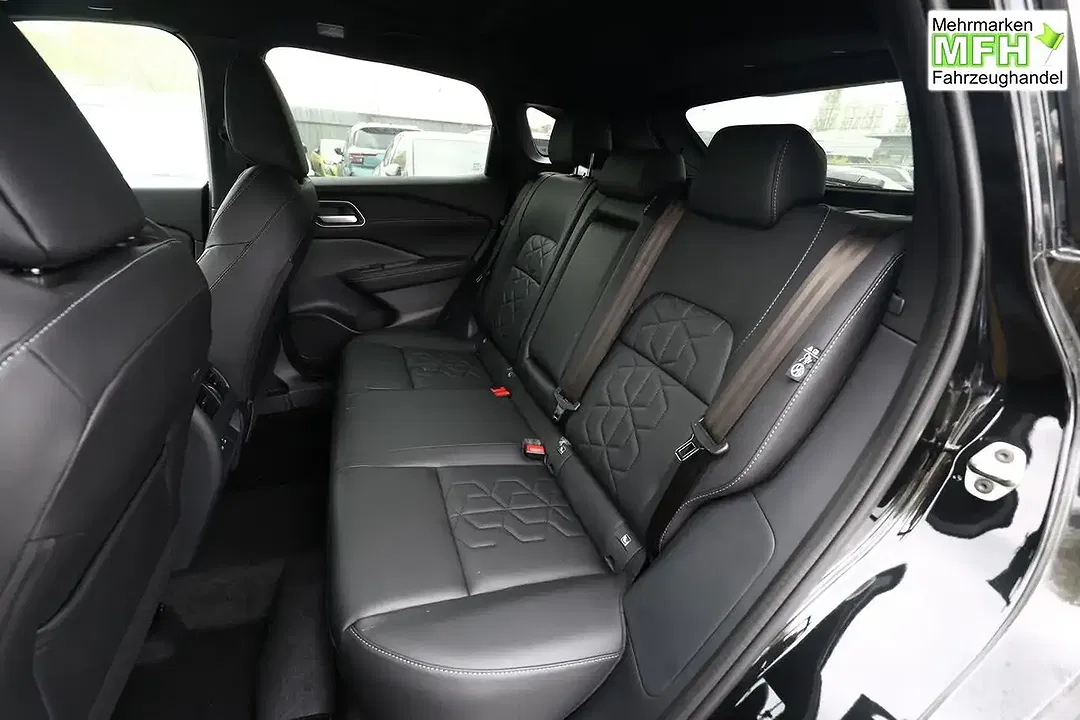 Nissan Qashqai 4x4 Tekna - Thumbnail 9