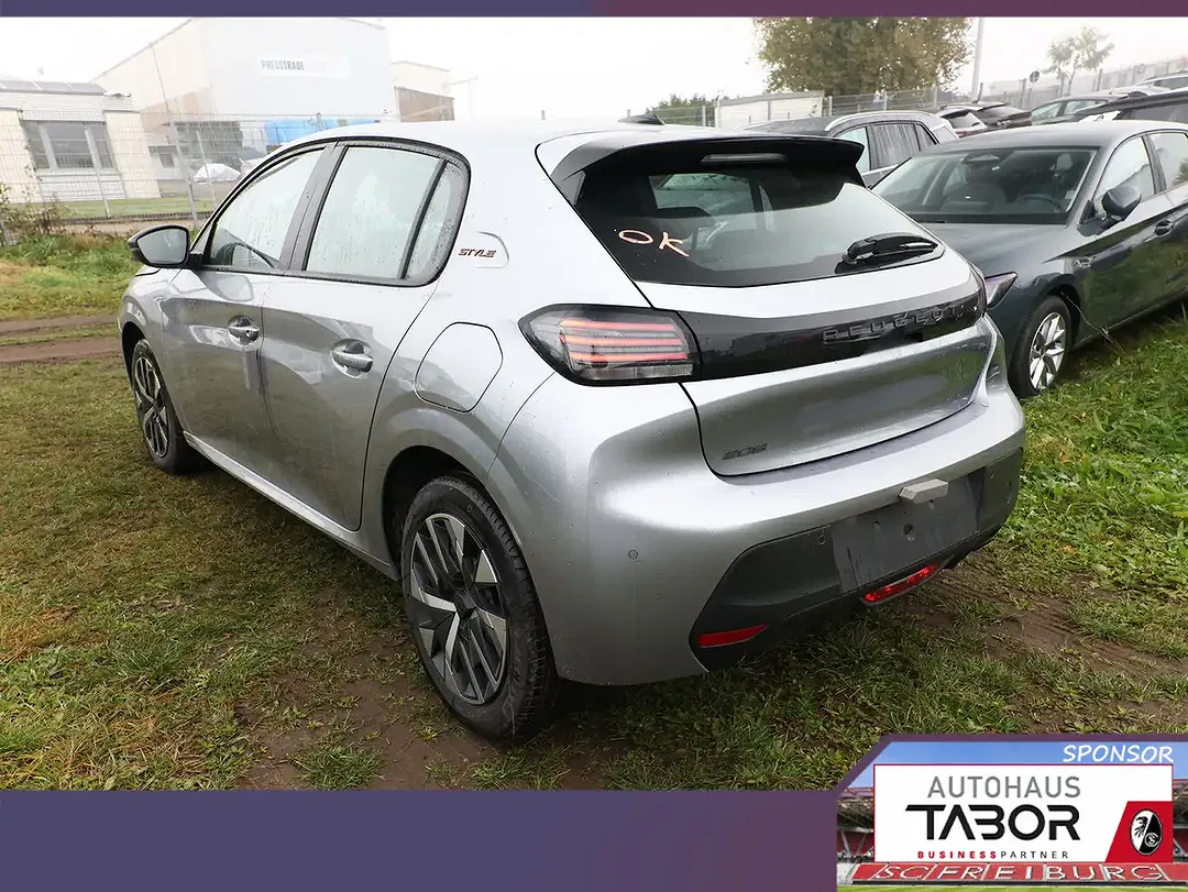 Peugeot 208 Style - Thumbnail 5