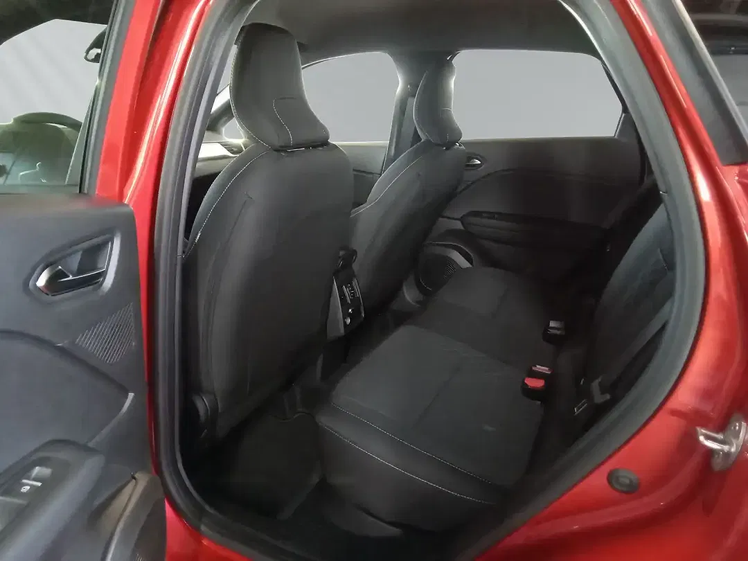 Renault Captur TCe Evolution - Thumbnail 8