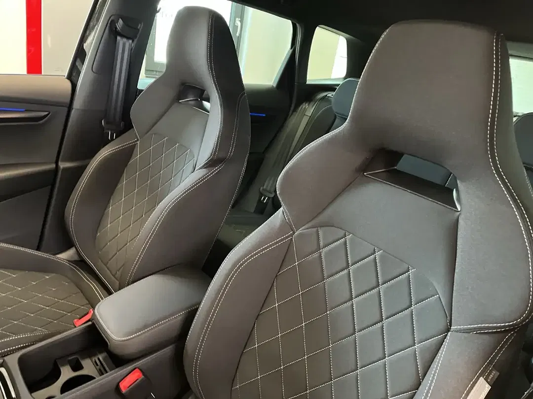 Skoda Karoq 2.0 TDI DSG Sportline - Thumbnail 10
