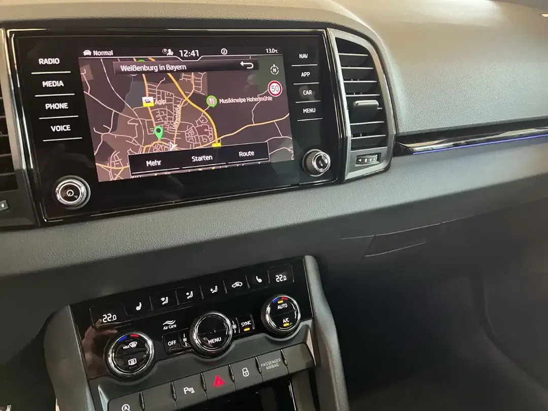 Skoda Karoq 2.0 TDI DSG Sportline - Thumbnail 12