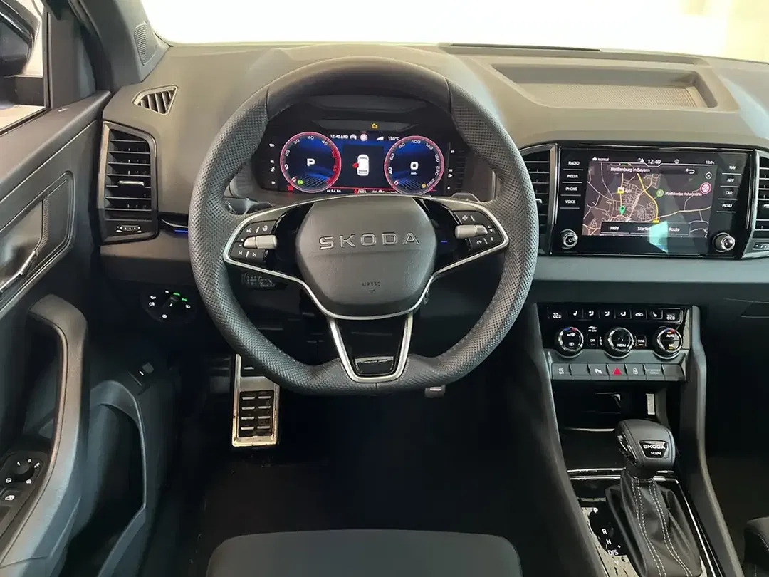 Skoda Karoq 2.0 TDI DSG Sportline - Thumbnail 8