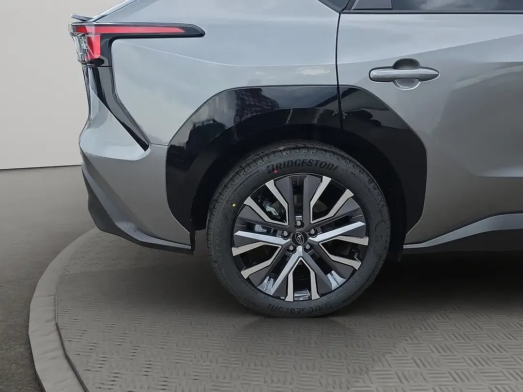 Subaru Solterra Comfort - Thumbnail 25