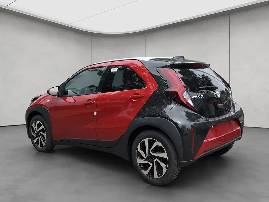 Toyota Aygo X CVT Air Teamplayer - Thumbnail 3
