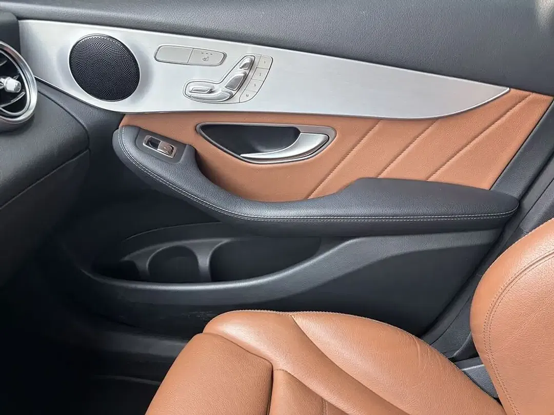 Mercedes-Benz GLC 300 4MATIC - Thumbnail 12