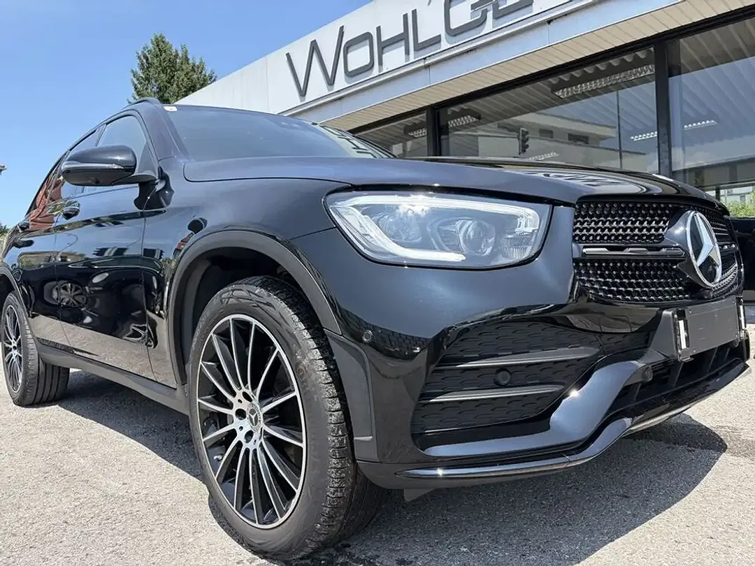 Mercedes-Benz GLC 300 4MATIC - Thumbnail 2