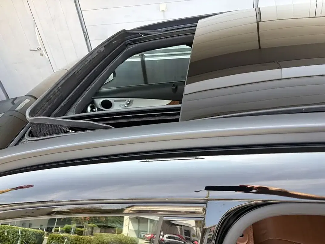 Mercedes-Benz GLC 300 4MATIC - Thumbnail 8
