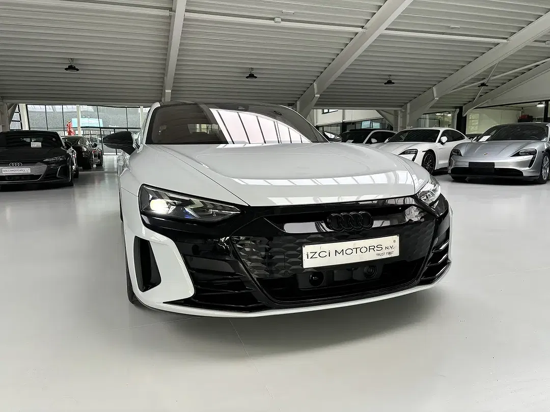 Audi e-tron GT 60 quattro - foto 2