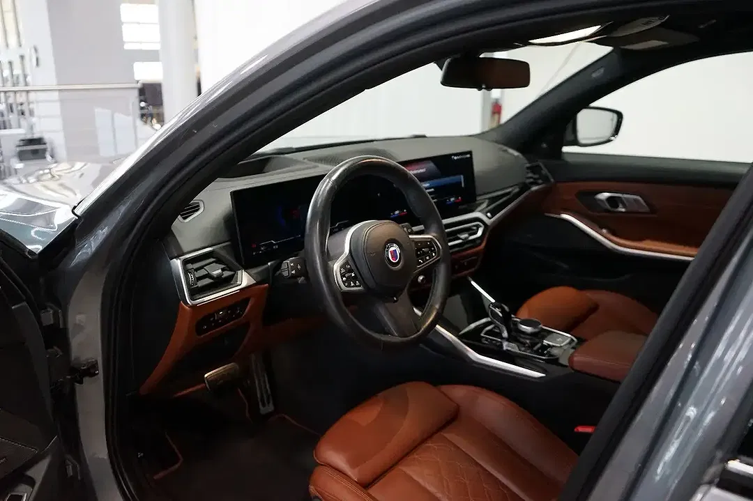 Alpina D3 S Touring - Thumbnail 11