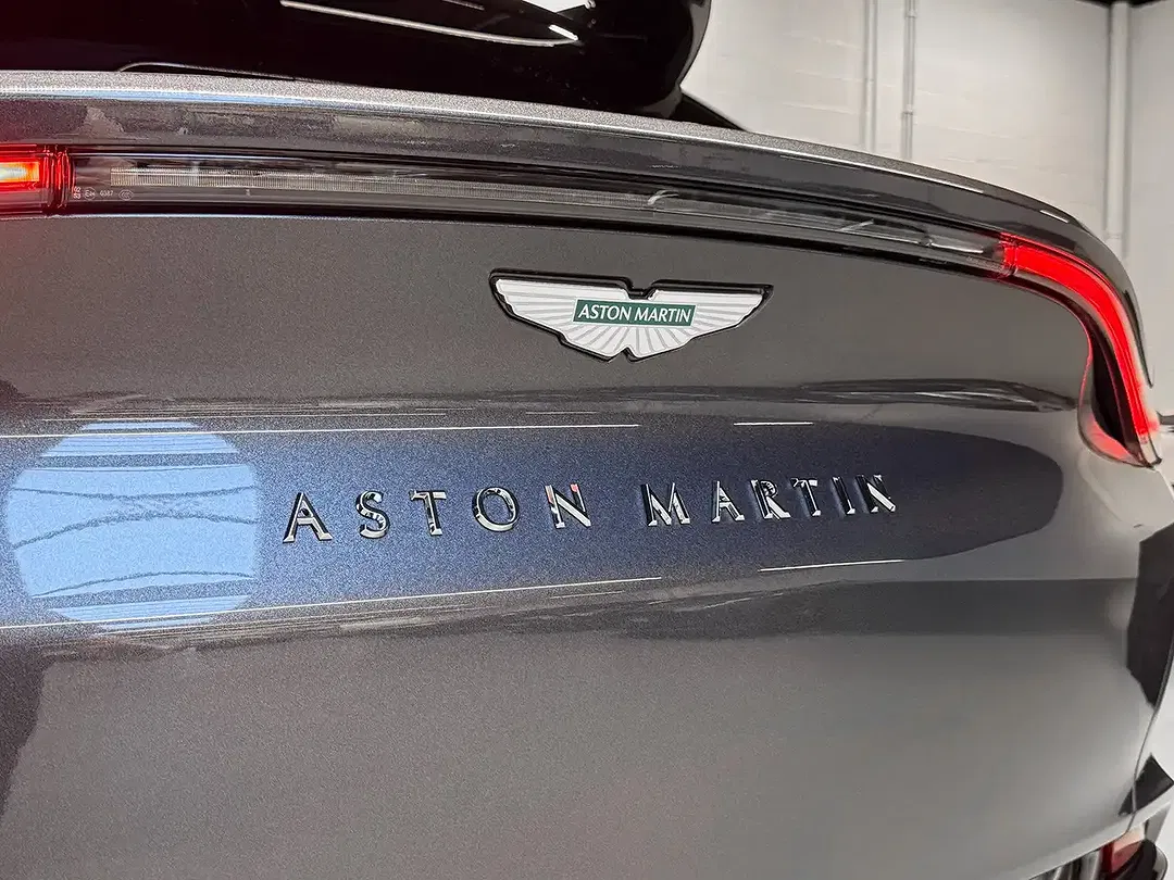 Aston Martin DBX 707 - Thumbnail 12