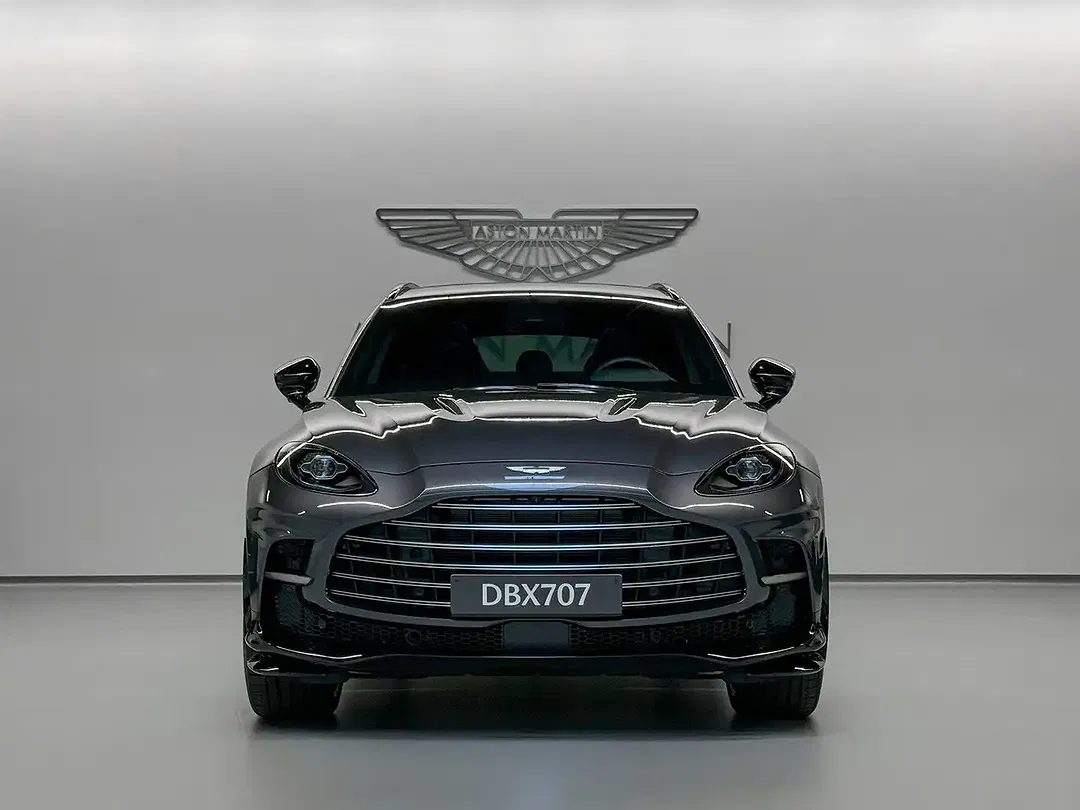 Aston Martin DBX 707 - Thumbnail 3