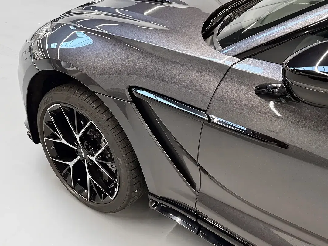Aston Martin DBX 707 - Thumbnail 7