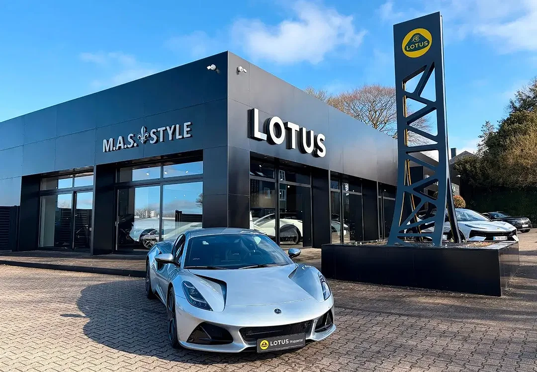 Lotus Emira i4 Turbo SE - Afbeelding 1